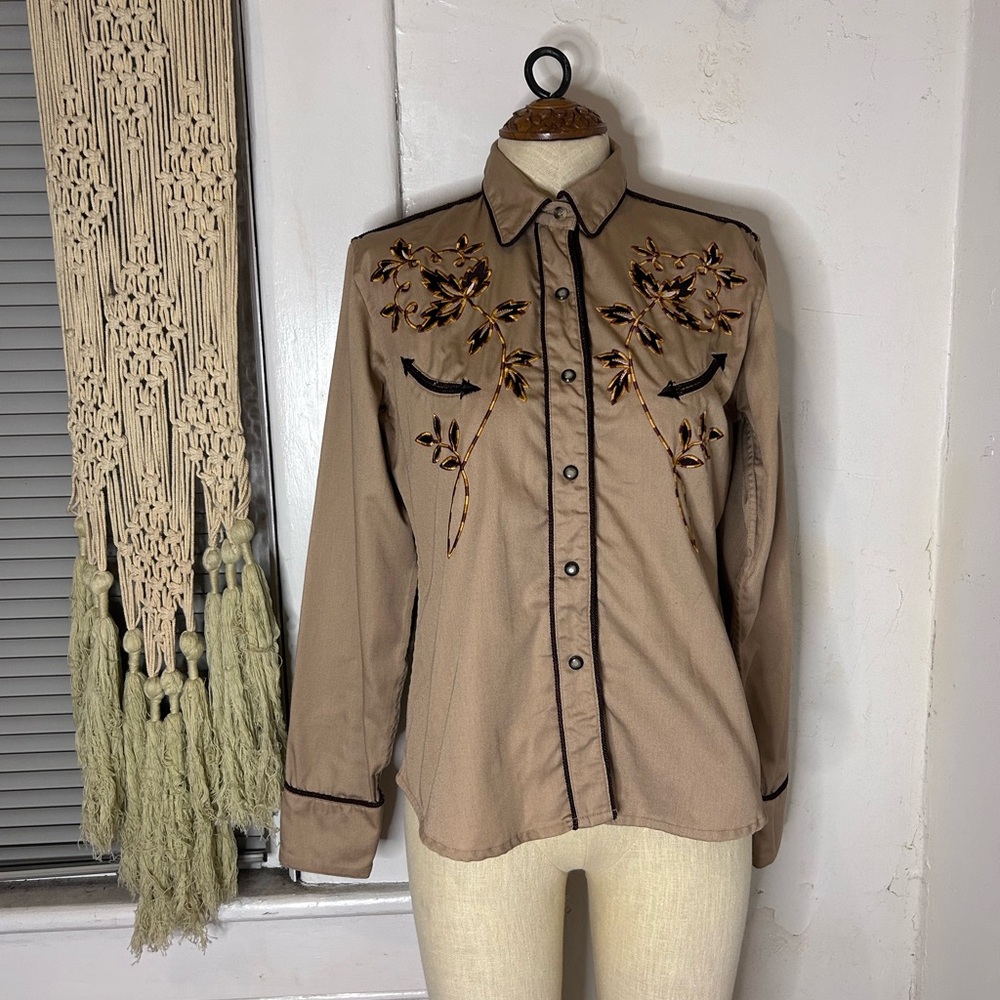 Vintage Panhandle Slim Women’s Medium Western Embroidered Pearl Snap Shirt - Picture 2 of 7
